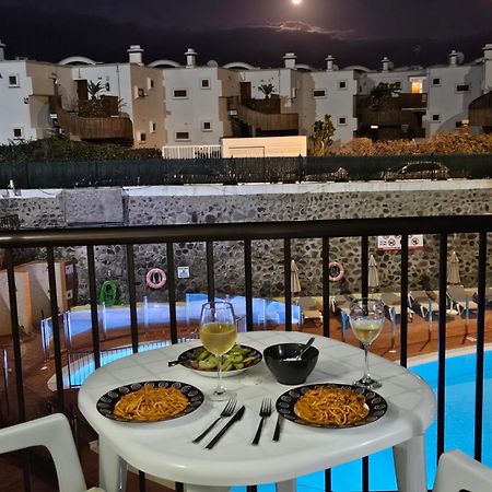 Ocean Front Cozy 2 Bedroom, 3 Beds Spacious- Netflix, Pool, Beach Lift & Fast Wifi Playa del Inglés Extérieur photo