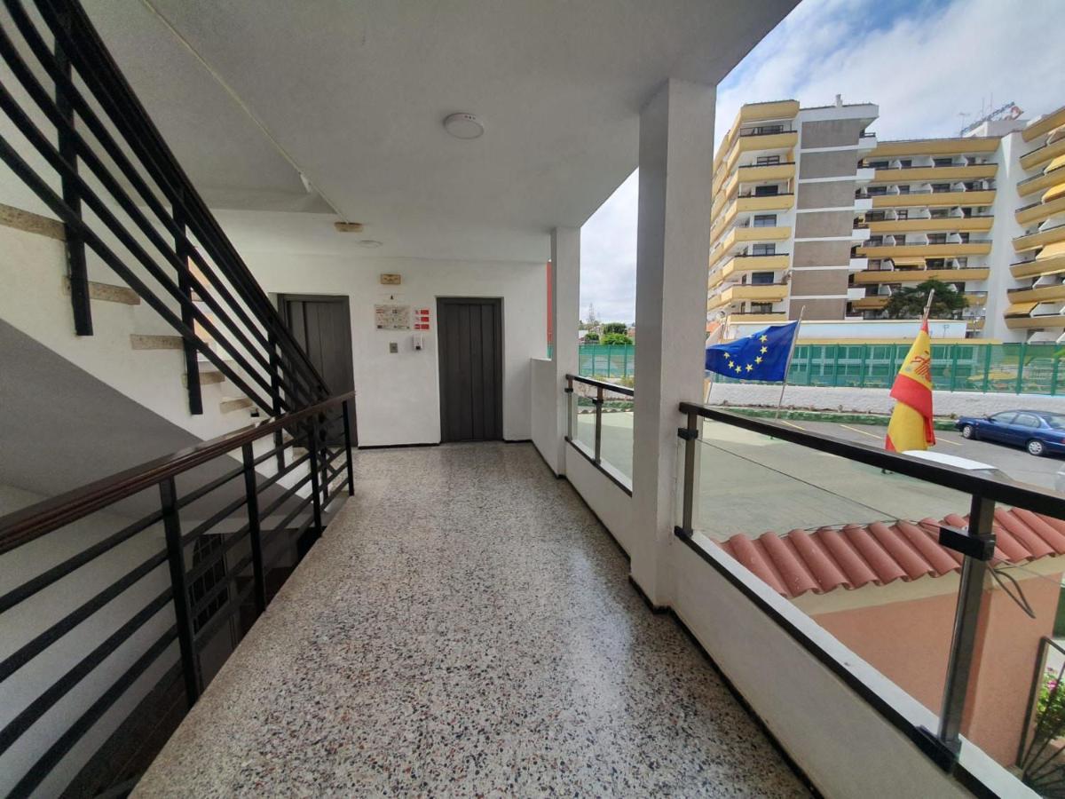 Ocean Front Cozy 2 Bedroom, 3 Beds Spacious- Netflix, Pool, Beach Lift & Fast Wifi Playa del Inglés Extérieur photo