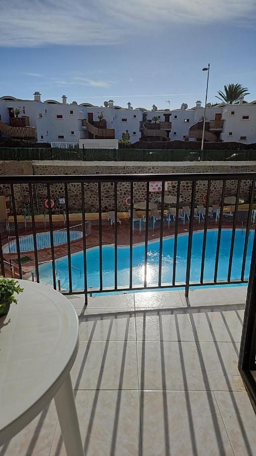 Ocean Front Cozy 2 Bedroom, 3 Beds Spacious- Netflix, Pool, Beach Lift & Fast Wifi Playa del Inglés Extérieur photo
