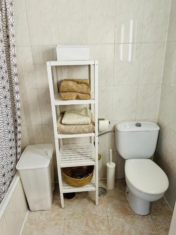 Ocean Front Cozy 2 Bedroom, 3 Beds Spacious- Netflix, Pool, Beach Lift & Fast Wifi Playa del Inglés Extérieur photo